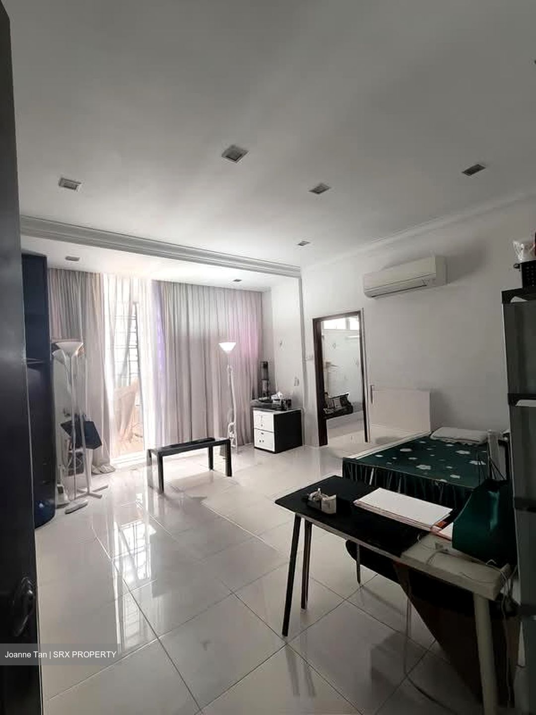 Elizabeth Tower (D9), Apartment #589377581